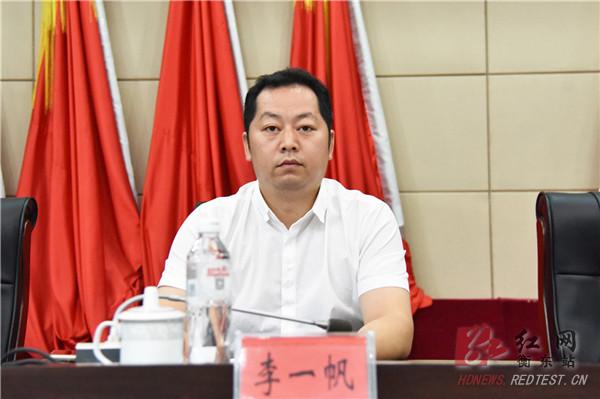 我县派驻12名反腐“哨兵”， 实现监督“无盲区”