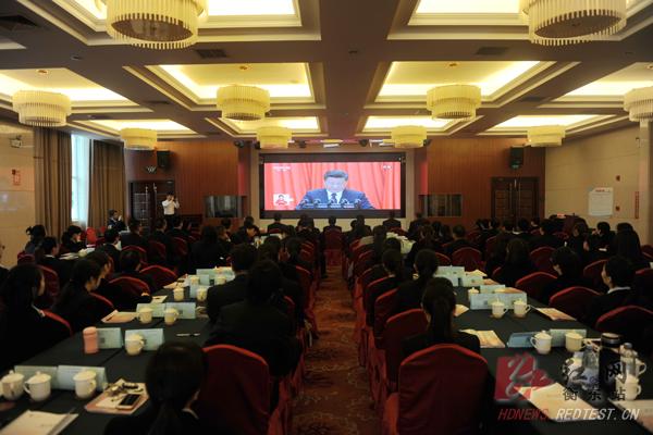 我县收看十九大开幕会盛况