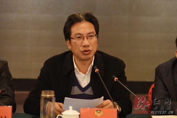 17个乡镇、20个部门接受精准扶贫民主评议