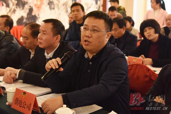 17个乡镇、20个部门接受精准扶贫民主评议