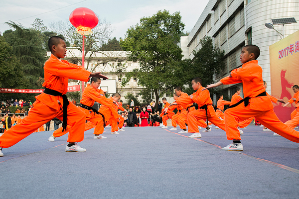 武林大会：武术进校园巡演第三站—尚德学校