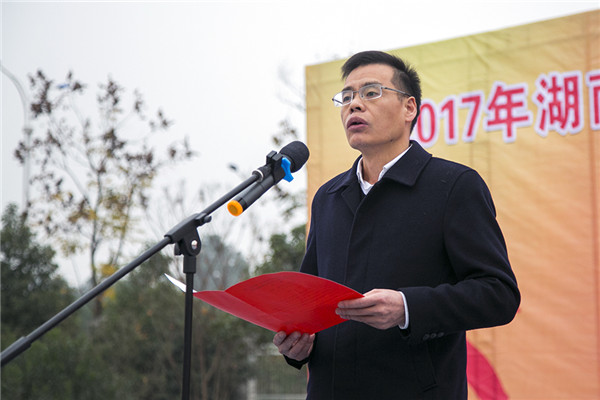 武术进校园巡演落下帷幕 近万名师生观看