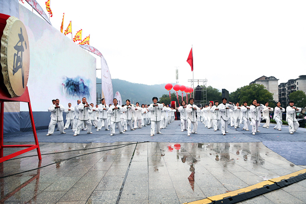 各路武林高手衡东展独门绝技，南岳衡山派功夫再现洣水之滨