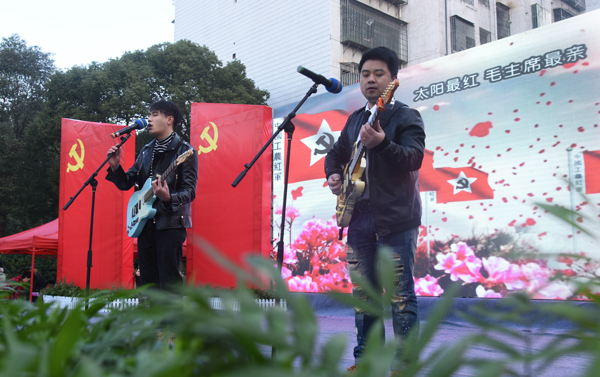 节目精彩不断，群众欢乐开怀——“幸福花开•十九大精神润衡东”文艺宣讲走进社区、乡镇、学校、企业