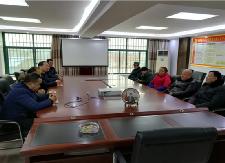 县总工会为“丰华水泥”职工送温暖