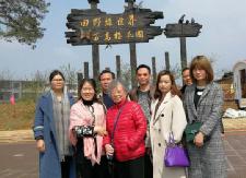 县侨联组织侨商侨友到县外学习考察