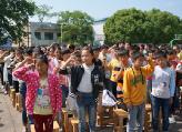 【组图】甘溪中学举行防溺水宣誓签名活动