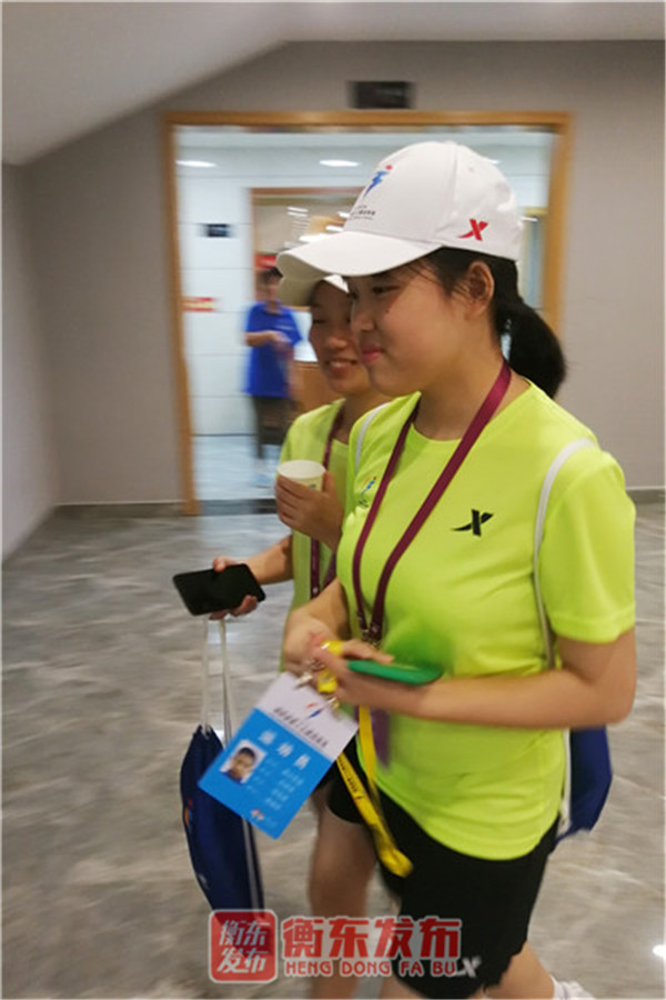 【组图】志愿者风采：你的精彩，我来服务