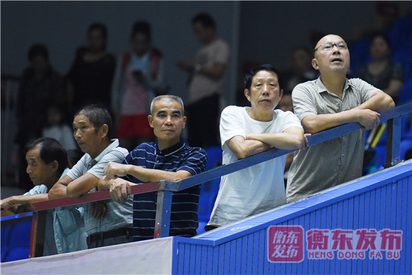 【组图】“羽”你共精彩：10日比赛掠影