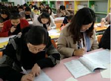 新塘完小进行教师业务知识考试