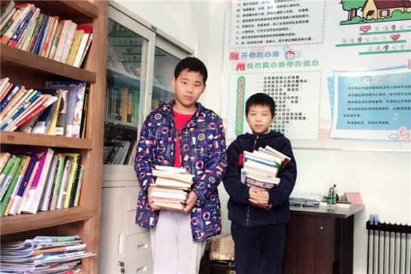 衡东八中团委组织开展“爱我八中，捐我图书”活动