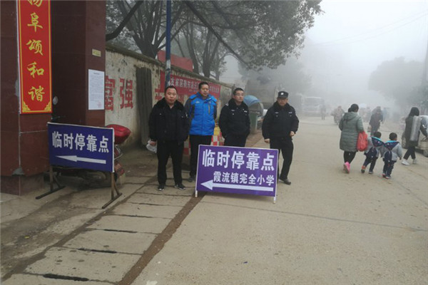 【组图】春运第二天，他们在行动