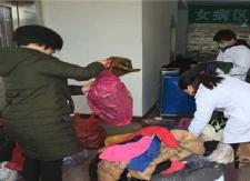 县第二人民医院为精神病患者发起捐衣活动