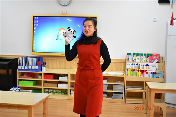 我县首届幼儿园园长、教师、保育员专业技能大赛比拼激烈、精彩纷呈