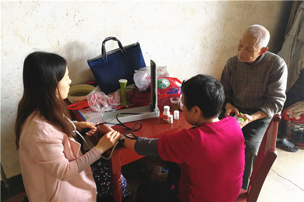 珍珠卫生院开展家庭医生签约服务活动