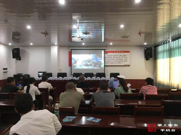 衡东交警进社区开展“专项治理电动自行车　抵制三驾行为”主题宣传活动