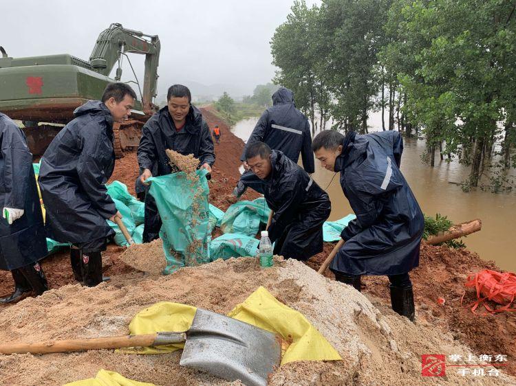 【迎战强降雨】县市监局：“冲锋在前，共度难关！”