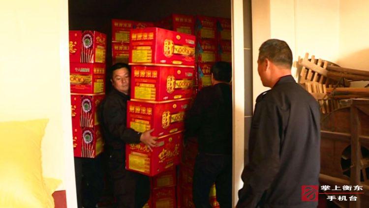 我县依法查处石滩乡一处非法储存烟花爆竹点