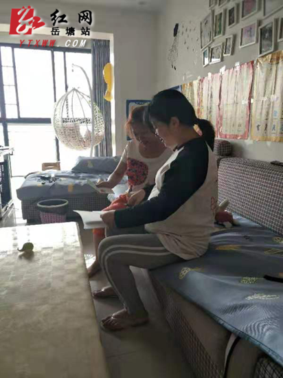 新塘社区计生协上门服务 情暖“准妈妈”